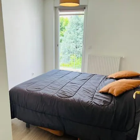 3 Etoiles Bord Du Lac, T3 Piscine 아파트