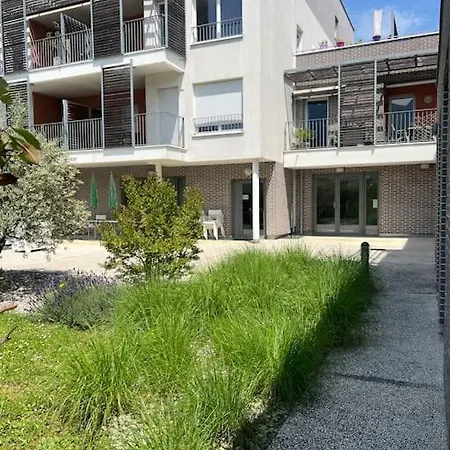3 Etoiles Bord Du Lac, T3 Piscine Aix-les-Bains